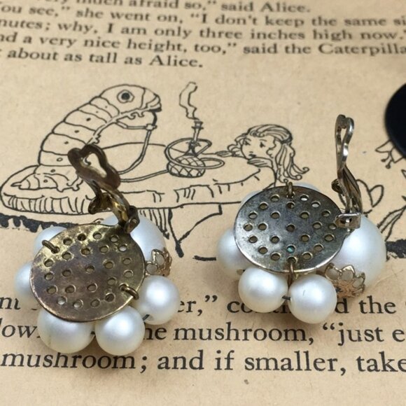 Vintage Pearl & Aurora Borealis Cluster Earrings - Picture 4 of 5